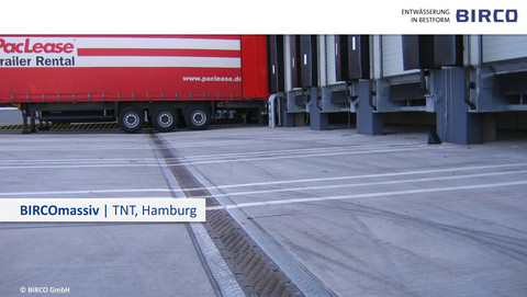 BIRCOmassiv-Logistikzentrum-Spedition-Entwaesserung-TNT-Hamburg